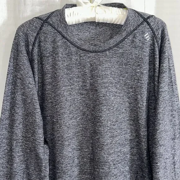 lululemon XL Men’s Charcoal Heather Gray Soft Long Sleeve Jersey Pullover